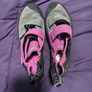 5.10 rogue climbing shoes